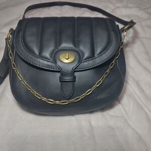 Elegant Black Leather Shoulder Bag